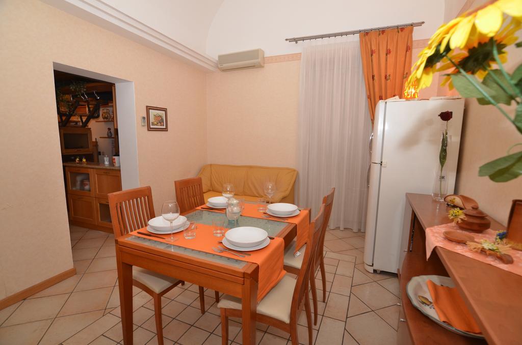 Apartment Gemmellaro Катания Номер фото